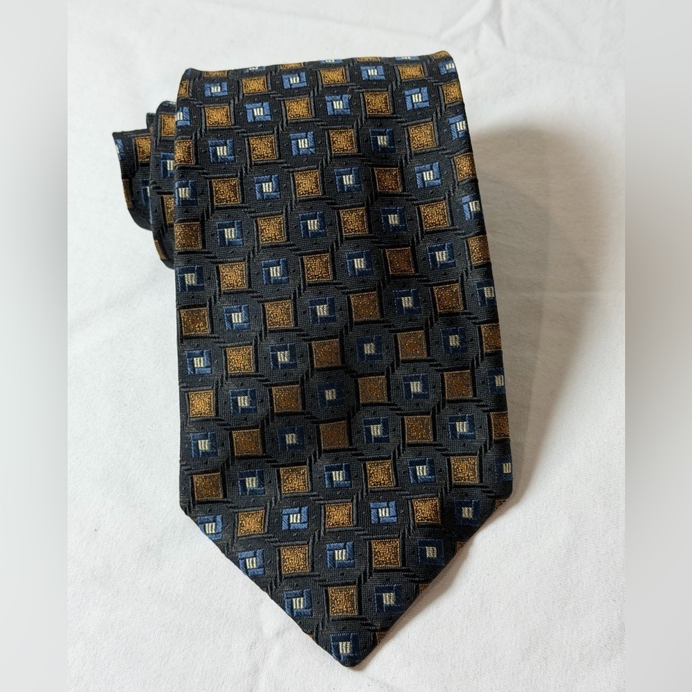Robert Talbott Blue and Gold Geometric 100% Silk Textured Tie  Designer Lux